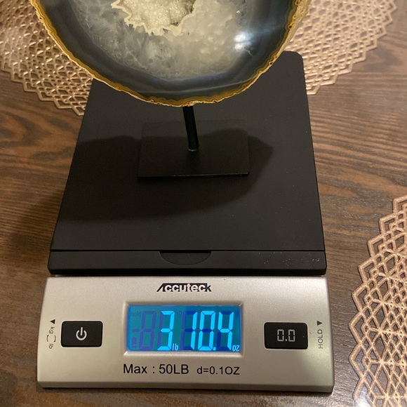 AGATE GEODE NATURAL STONE ON STAND - Picture 10 of 10